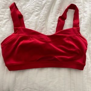 Lululemon sport bra with adjustable straps.